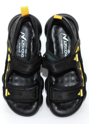 Детские черные сандалии на липучках для мальчика на объемной подошве из пены.2 фото
