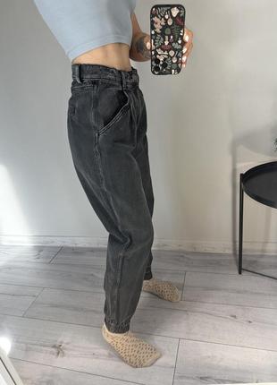 Стильные серые джинсы от pull &amp; bear3 фото
