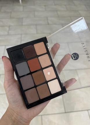 Палітра професійних матових тіней viseart