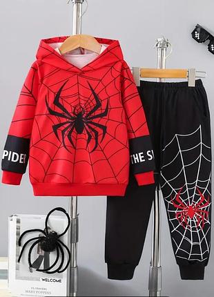 Спортивный костюм. людина- павук.