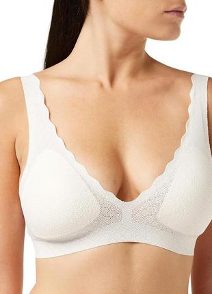 Білий бралет, бюстгальтер без кісточок sloggi zero feel lace by triumph