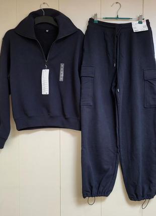 Бавовняний костюм uniqlo 
толстовка+джогери карго