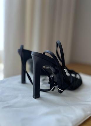 Босоножки черные zara босоножки зара