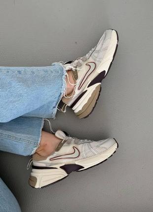 Кроссовки женские nike runtekk