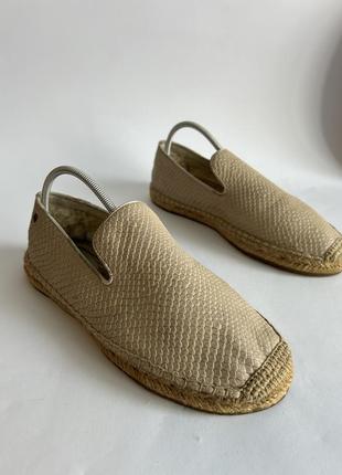 Шкіряні жіночі еспадрильї від ugg