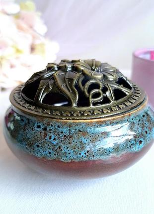 Керамічна термостійка курильниця з металевою кришкою