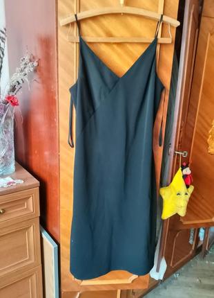 Сукня жіноча