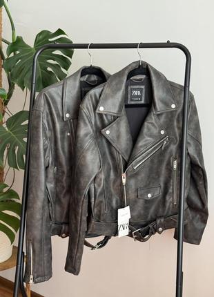 Оверсайз косухая куртка zara 8281/328