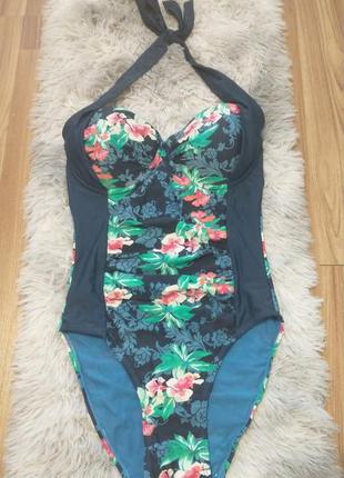 Слитный купальник 70е