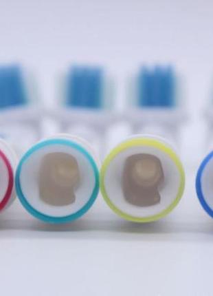 Насадки класичні до зубної щітки електричної braun oral-b7 фото