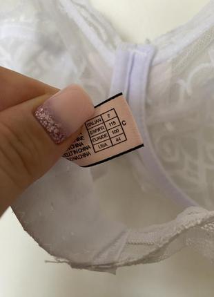 Бюстгальтер