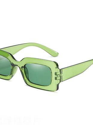 Зеленые имиджевые квадратные очки2 фото
