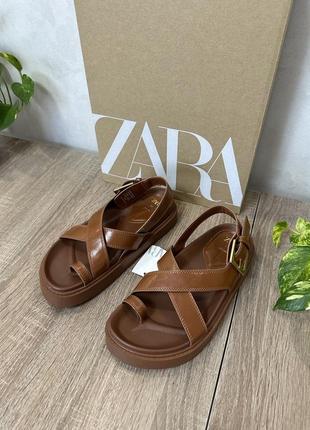 Стильные босоножки,сандали zara