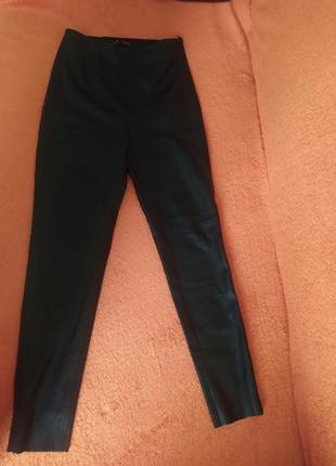 Кожаные брюки zara