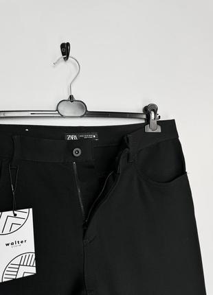 Zara стрейчевая модель брюк. в глубоко черном цвете.3 фото