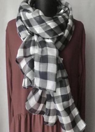 Шарф-палантин в клетку
