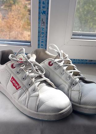 Кроссовки 38р