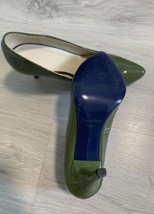 Туфлі човники, оливковий колір 38р3 фото