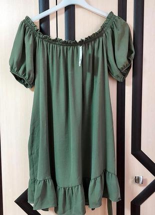 Літня легенька сукня, розмір 18, євро 46 (дивіться заміри)1 фото