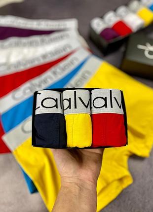 Подарочный набор трусов кельвин кляйн парню, стильные мужские трусы-боксеры в коробке,...