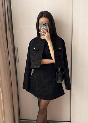 Жіночий костюм