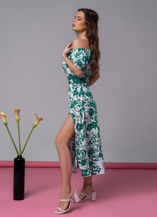 Цветочное зеленый платье с открытыми плечами3 фото