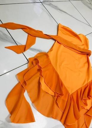 Яркое апельсиновое платье с поясом shein y2k9 фото