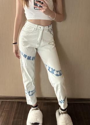 Женские белые джинсы мом2 фото