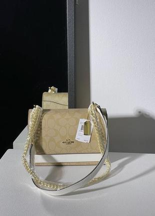 Coach mini klare crossbody in signature canvas beige/white9 фото