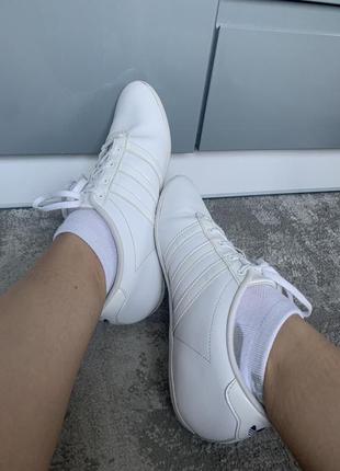 Кросівки adidas original3 фото