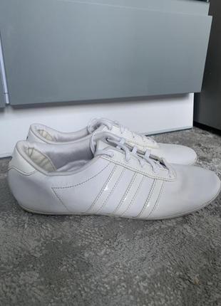 Кросівки adidas original7 фото