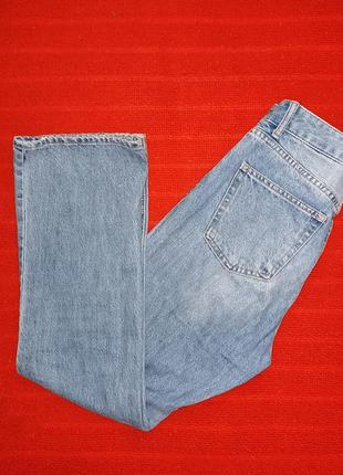 Женские джинсы прямого кроя с рваностями h&amp;m