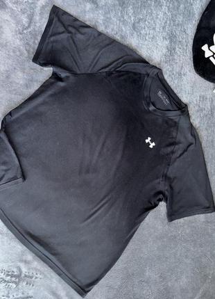 Футболка under armour