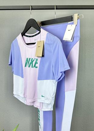 Жіночей комплект футболка + легінси nike оригінал з нових колекцій.2 фото
