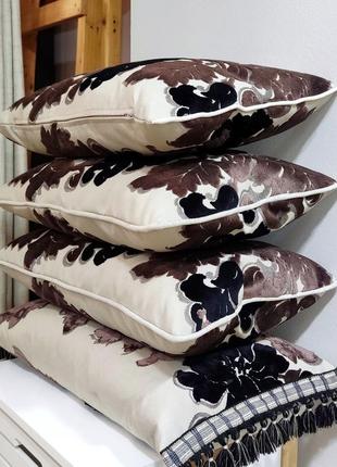 Декоративные чехлы на подушки набивной бархат оксамит вилюр с кистями от ashley wilde англия4 фото