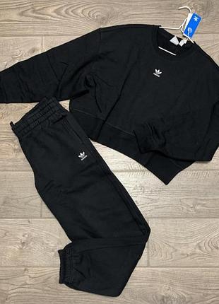 Спортивный костюм adidas р. l/40/12-xl/42/14