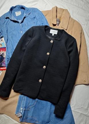 Vila жакет пиджак черный оверсайз трикотажный олд мани с золотыми пуговицами классический