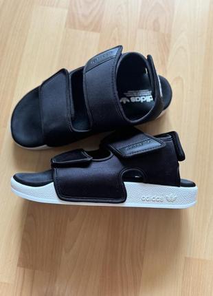 Сандалии adidas (original)
