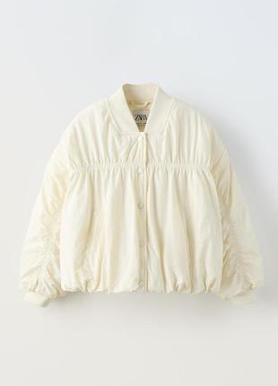 Легенька куртка бомбер на дівчинку