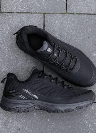 Columbia gore-tex total black