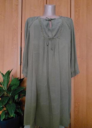 Туніка. cellbes woman.
виробництво індія.
розмір: 50/52.