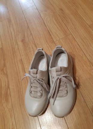 Кросівки з натуральної шкіри