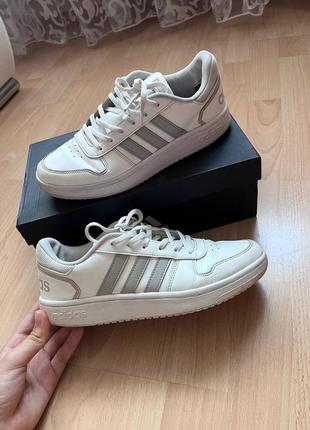 Кроссовки adidas оригинал