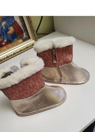 Чоботи пінетки michael kors