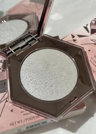 Хайлайтер fenty beauty diamond bomb all-over diamond veil