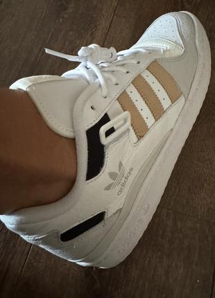 Кроссовки женские оригинал4 фото