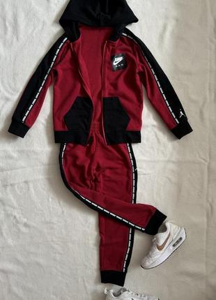 Спортивний  костюм jordan 6-7 років