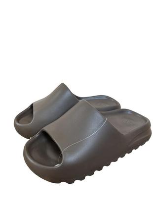 Adidas yeezy slides brown тапки