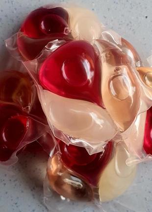 Капсулы для стирки perwoll 3 в 1 color для цветных вещей! оригинал