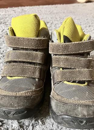 Черевики на хлопчика